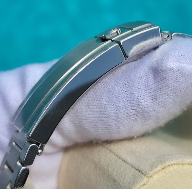 2022 "Starbucks" Rolex Submariner 126610LV Oyster Bracelet with Green Bezel