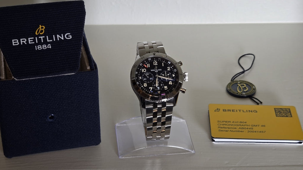 2026 Breitling Super AVI B04 Chrono GMT “P-51 Mustang” 46mm – Full Set