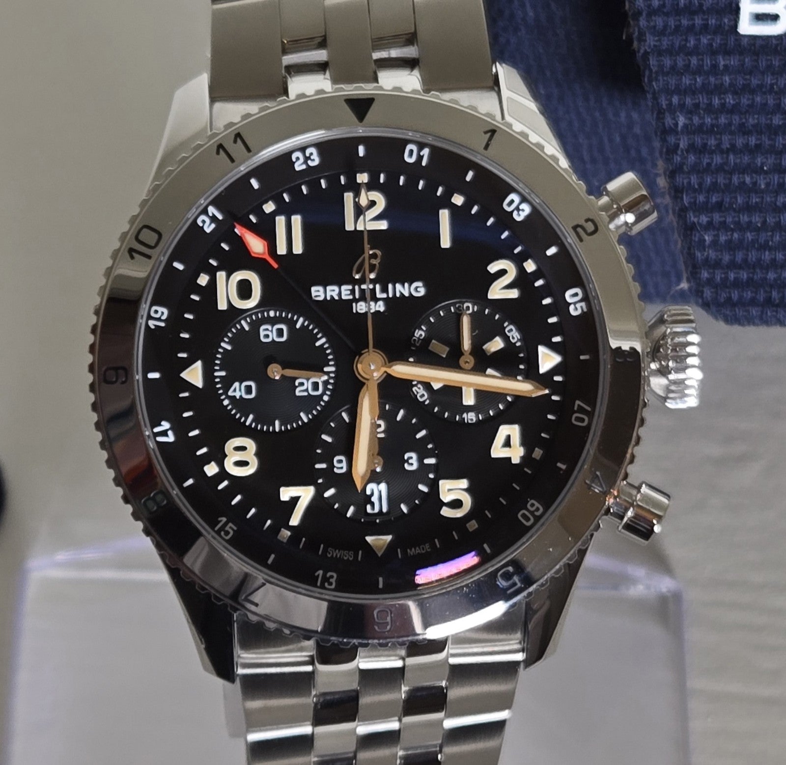 2026 Breitling Super AVI B04 Chrono GMT “P-51 Mustang” 46mm – Full Set