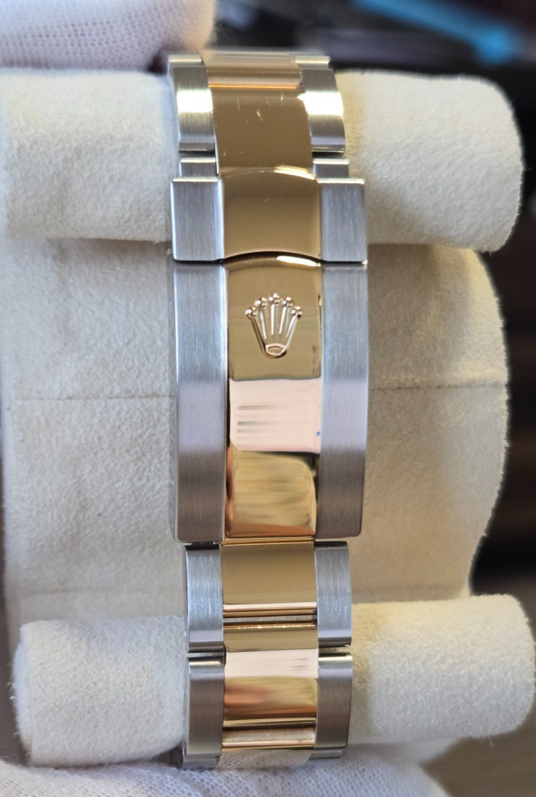 Rolex Datejust 36 — Ref. 126233 | 2021 | "Palm Motif" Champagne Dial