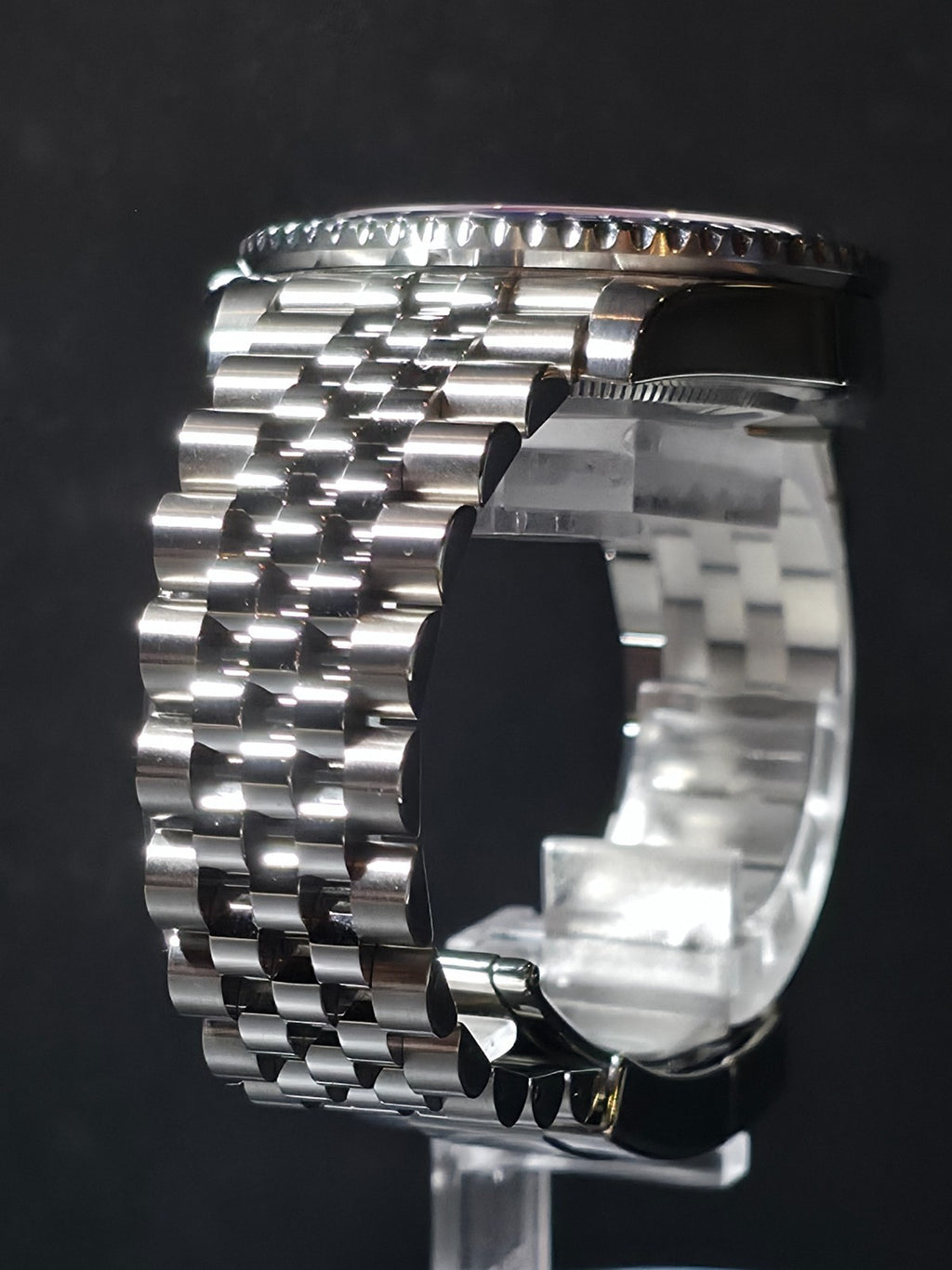 Rolex GMT-Master II "Pepsi" 126710BLRO — 2018 (Complete Set) — Jubilee Brace