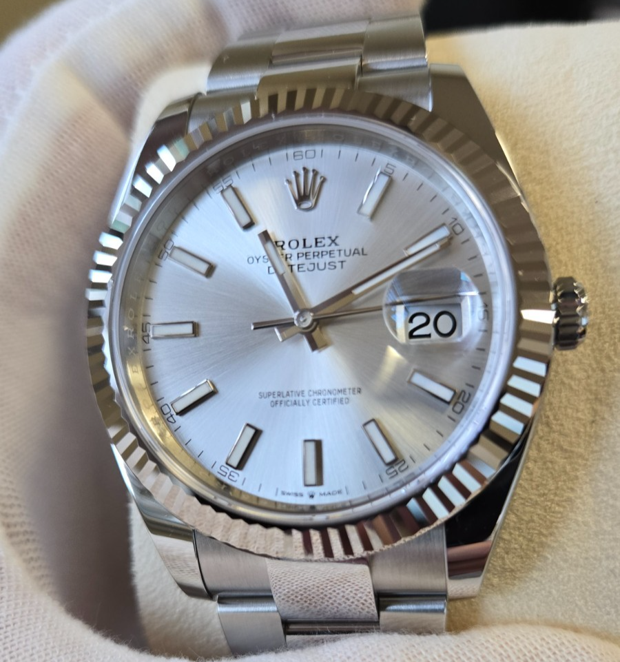 2026 Rolex Datejust 41 — Ref. 126334 | Silver Dial | 18k White Gold Fluted Bezel